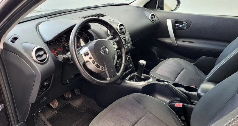 Nissan Qashqai cena 39000 przebieg: 194569, rok produkcji 2013 z Gostyń małe 562